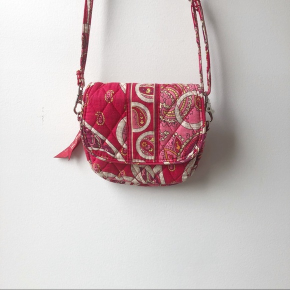 Vera Bradley Handbags - Red Vera Bradley bag